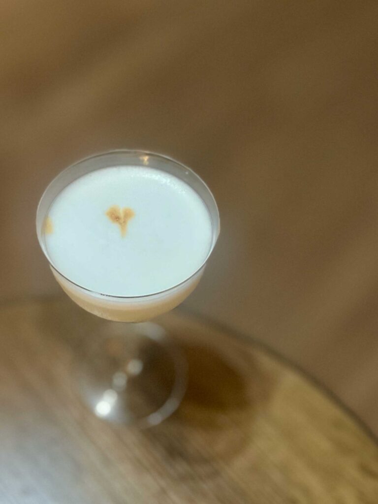 rebarbarás-gin-sour